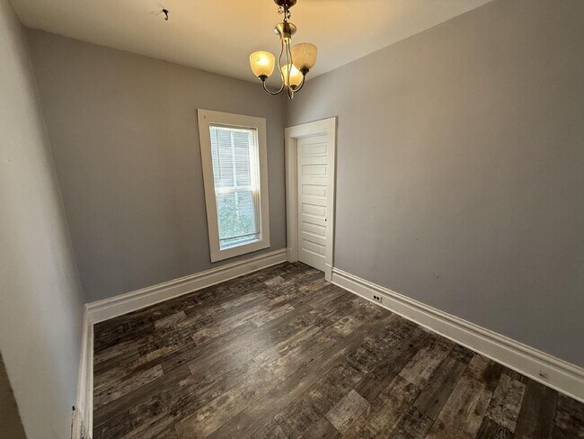 Building Photo - Spacious 1-Bedroom SE Grand Rapids