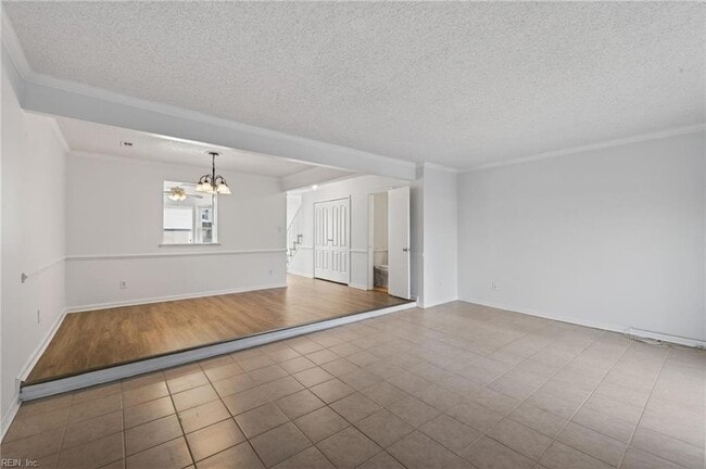 Building Photo - 4738 Greenlaw Dr