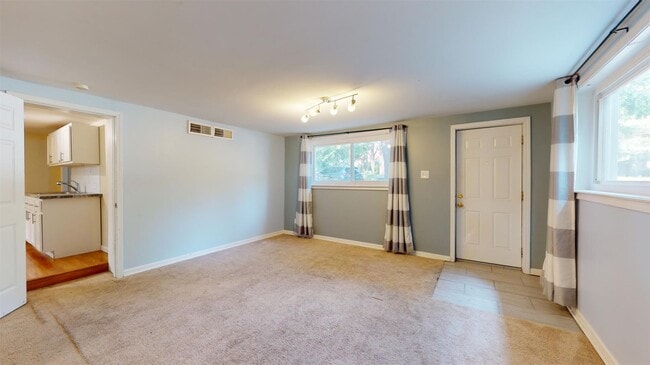 Building Photo - 7030 Clayton Rd