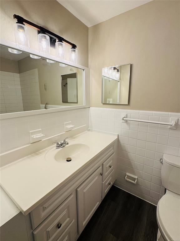 Building Photo - 2649 Burkelaun Dr