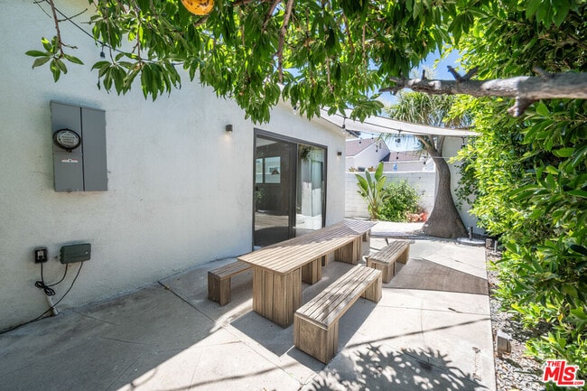 Building Photo - 3111 Glenhurst Ave