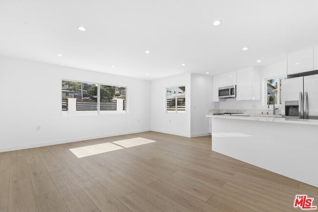 Building Photo - 10939 Christine Way