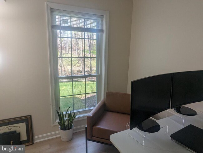 Building Photo - 12070 Cardamom Dr