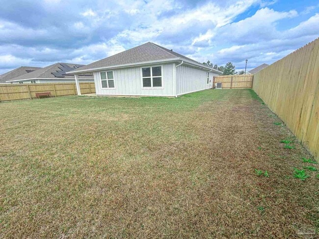 Building Photo - 4006 Whitetail Ln