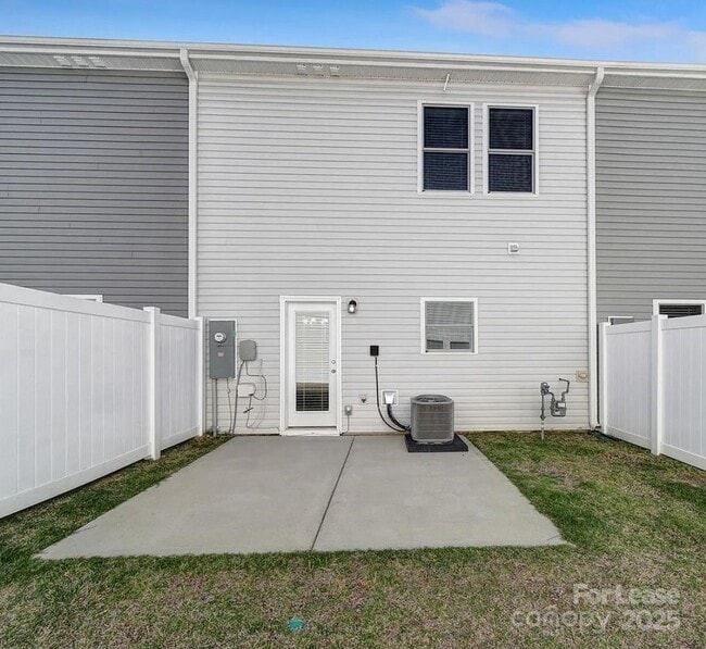 Building Photo - 206 Audra Faye Ln