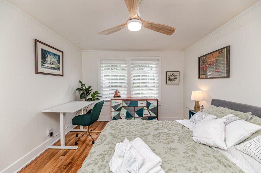 Building Photo - 508A W Chisholm St