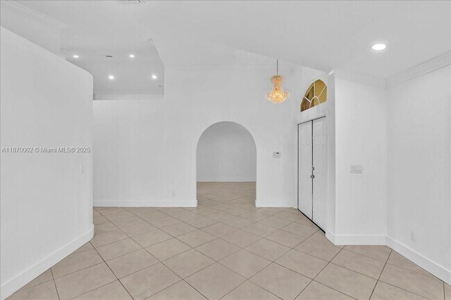 Building Photo - 5650 NW 40th Terrace