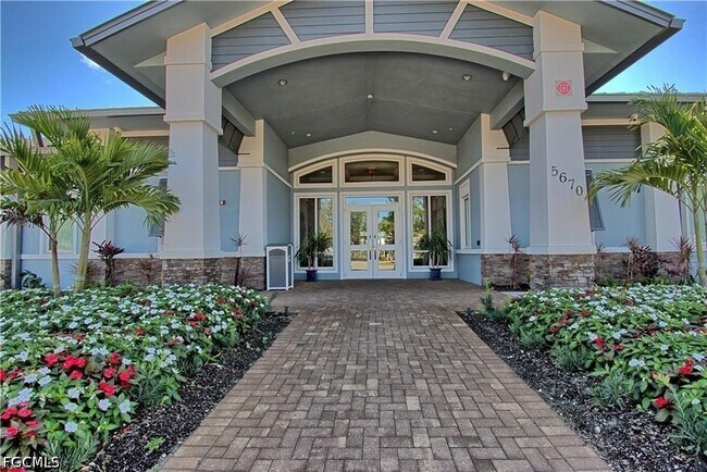 Building Photo - 5665 Trailwinds Dr