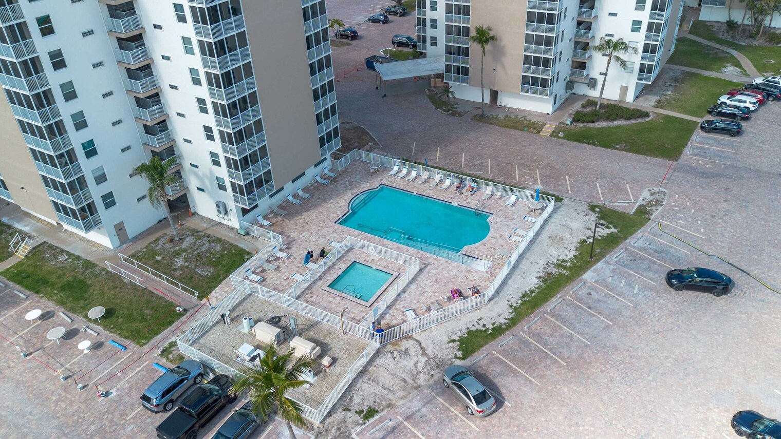 Building Photo - 5600 Bonita Beach Rd SW