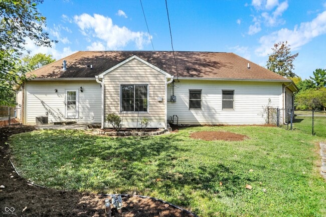 Building Photo - 11055 Ruckle St
