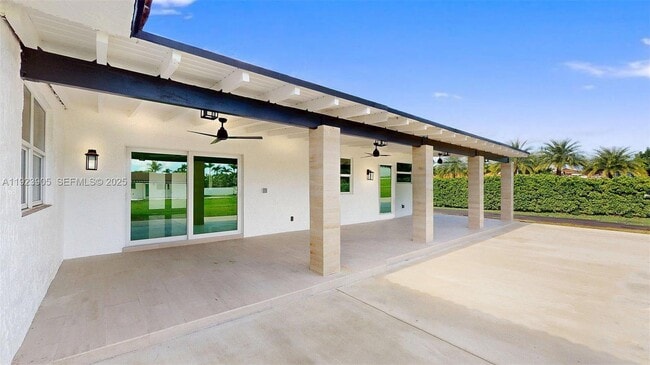 Building Photo - 3801 SW 132nd Ave