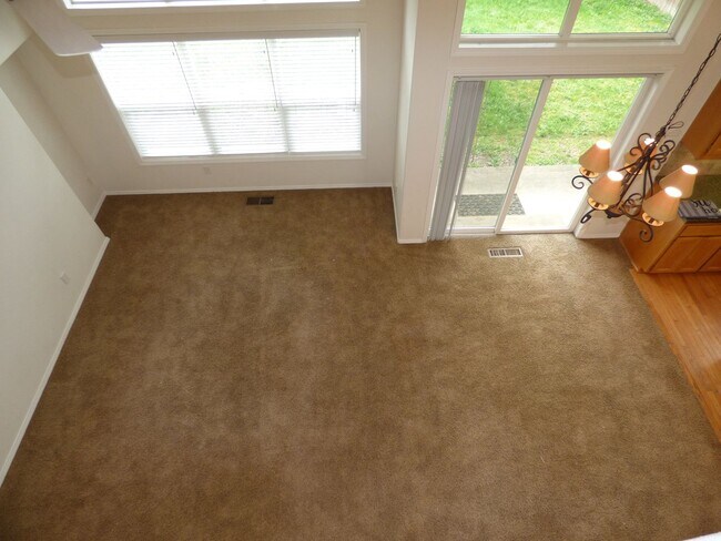Building Photo - 3 Bed 2 bath home in North Salem!
