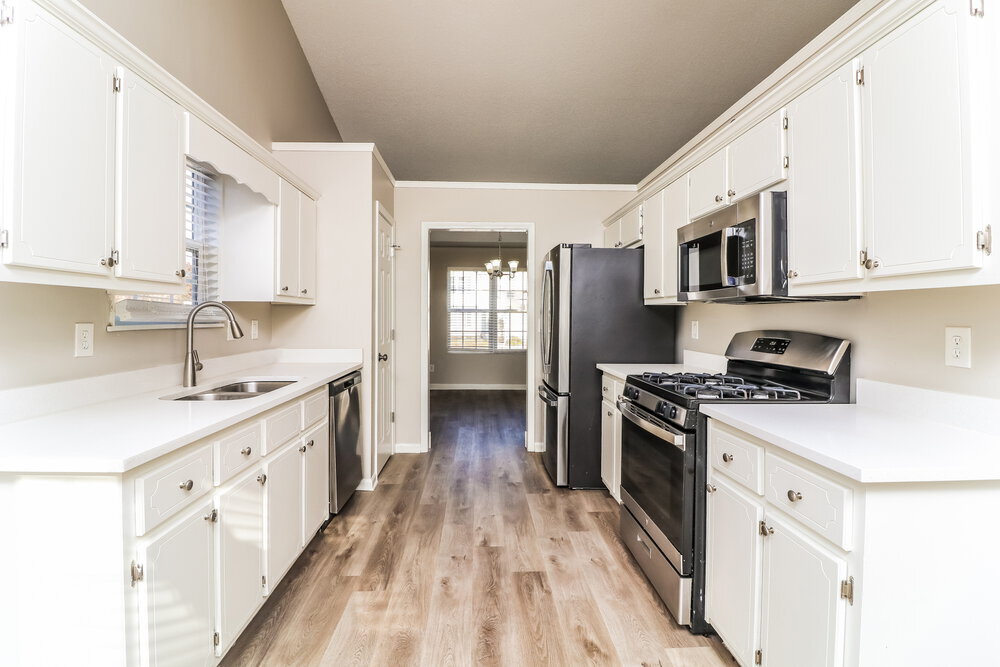 Building Photo - 205 Ashland Manor Dr