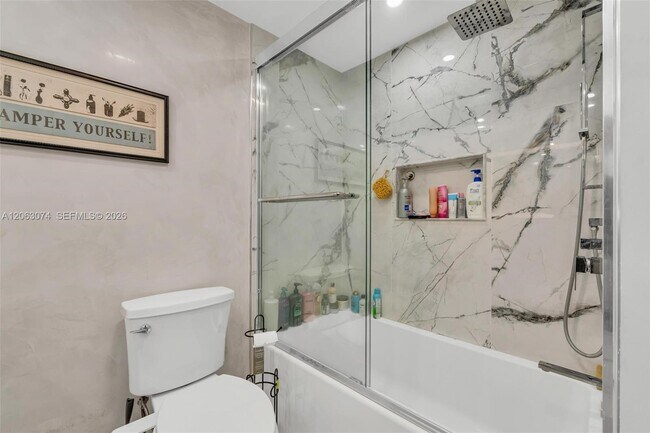 Building Photo - 18071 Biscayne Blvd