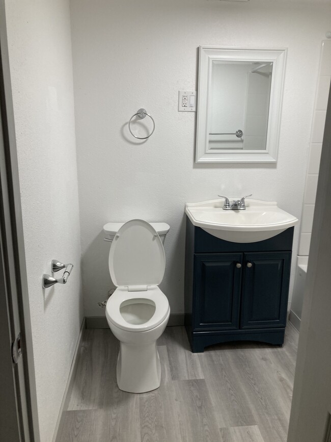 Building Photo - Turpin 4Plex