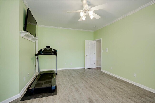 Building Photo - 163 Dumbridge Rd