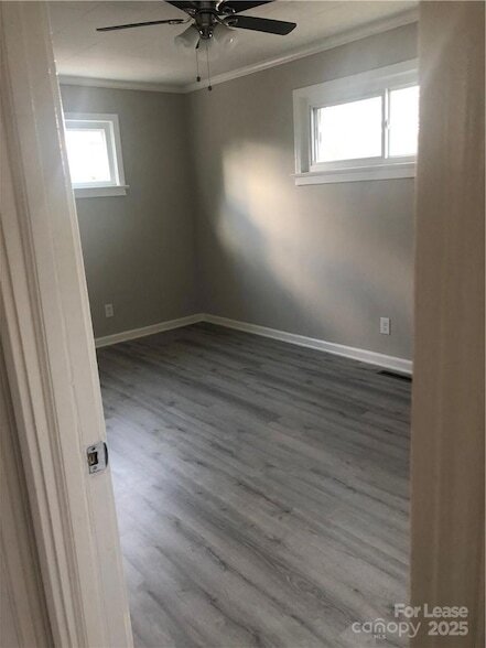 Building Photo - 851 Crestway Dr