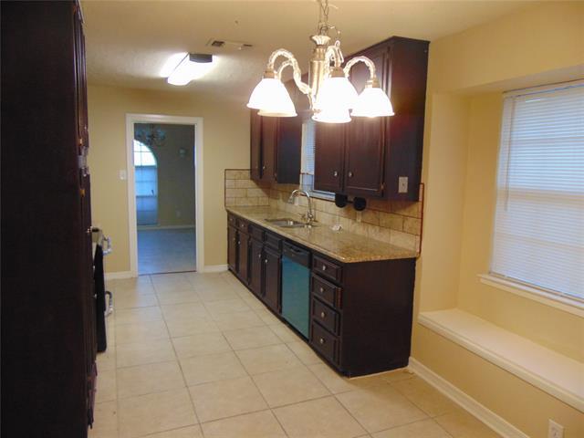 Building Photo - 7233 Martha Ln