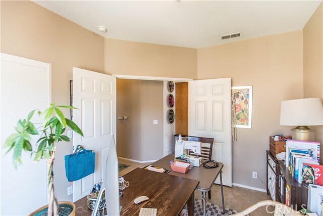 Building Photo - 229 Avenida Santa Barbara