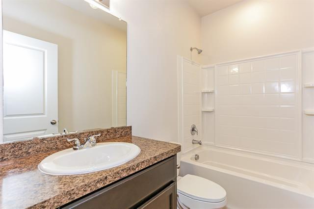 Building Photo - 10024 Poinsett Wy