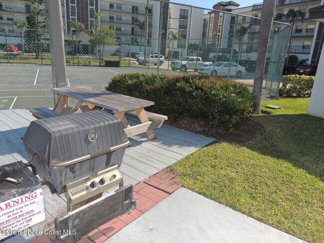 Building Photo - 3613 S Banana River Blvd