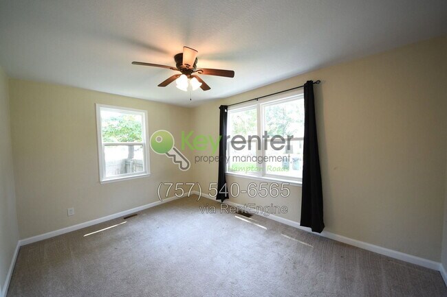 Building Photo - 3742 Atterbury St