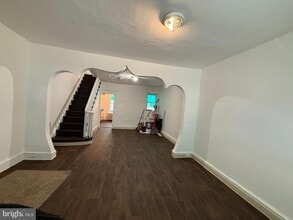 Building Photo - 1504 S Dover St