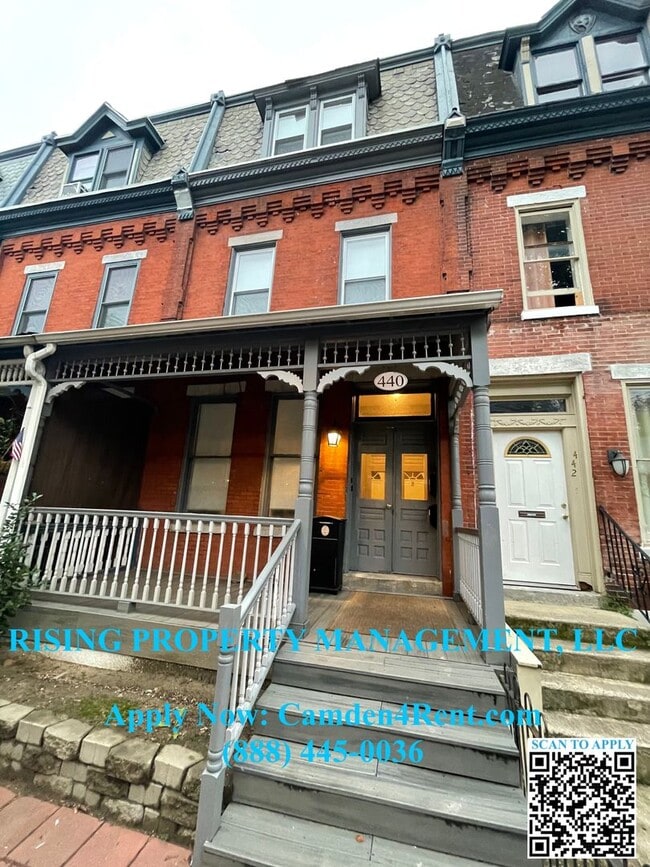 Building Photo - 440 Chambers Ave