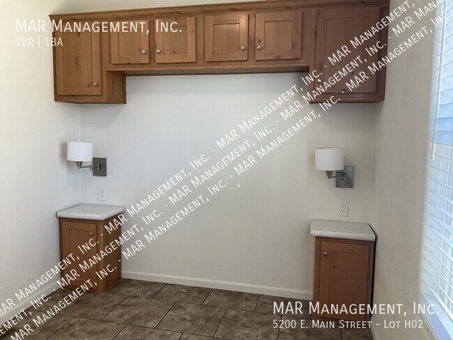 Building Photo - 5200 E Main St