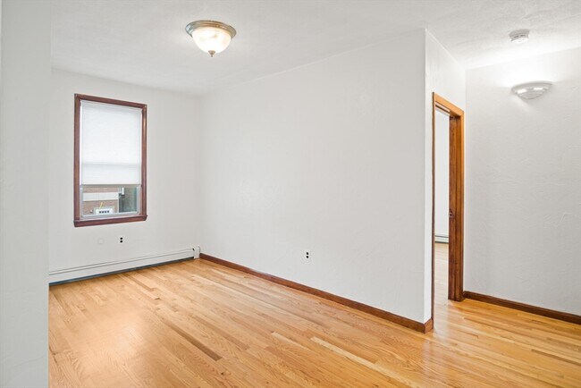 Building Photo - 111 Albion St