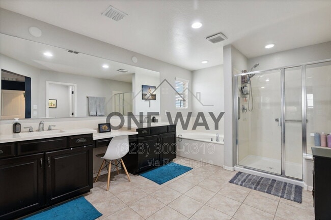 Building Photo - 5246 S Locke