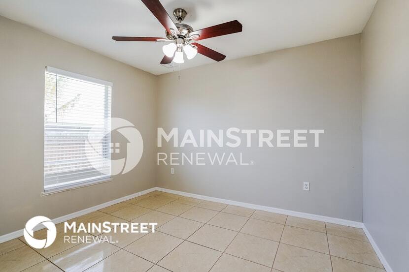 Building Photo - 1316 NW 15th Pl