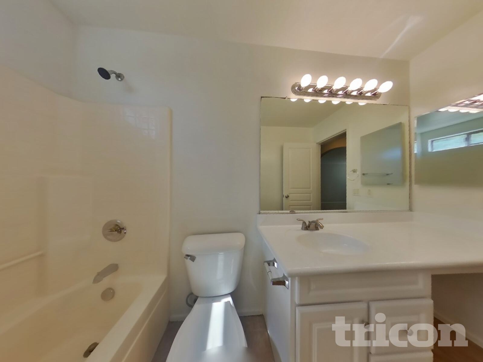 Building Photo - 11418 W Mountain View Dr