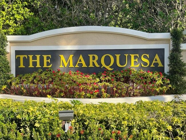 Building Photo - 160 SW 117th Terrace