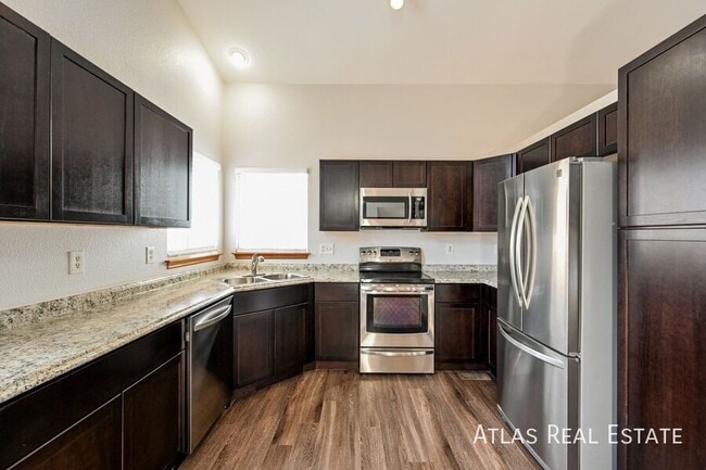 Building Photo - 1233 S Alton Ct