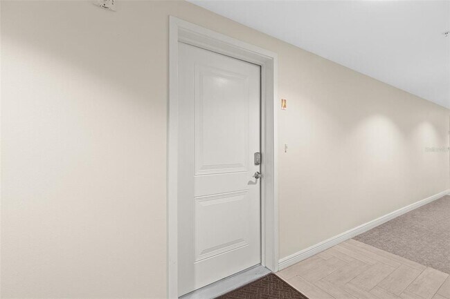 Building Photo - 223 Island Way