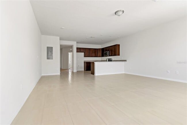 Building Photo - 14213 Sapelo Beach Dr