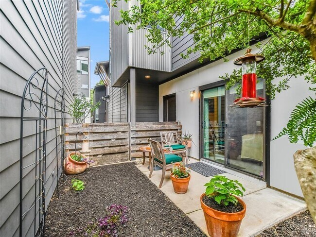 Building Photo - 3501 Charlotte Rose Drive