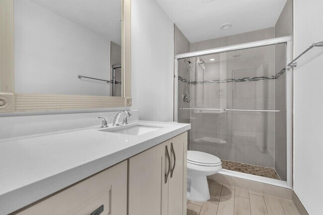 Building Photo - 6878 Entrada Pl