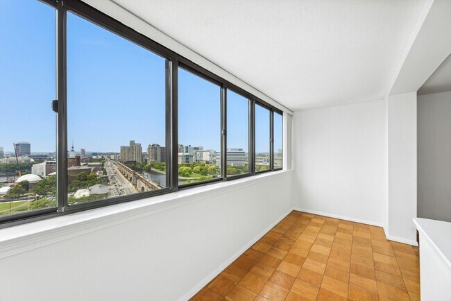 Building Photo - 6 Whittier Pl