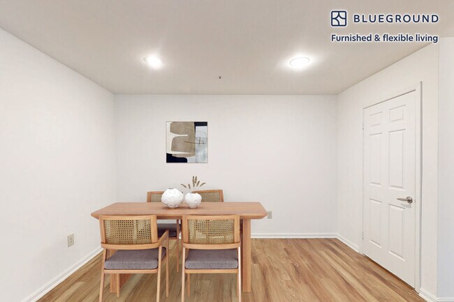 Building Photo - 10608 Kitty Pozer Dr