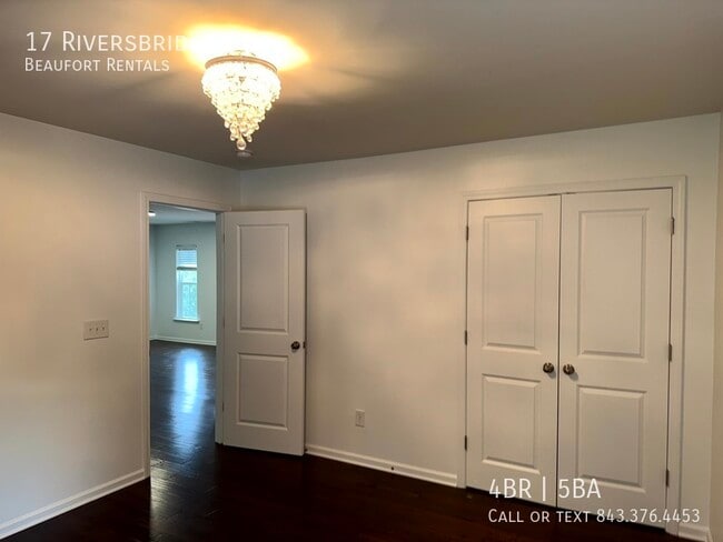 Building Photo - 17 Riversbridge Ct