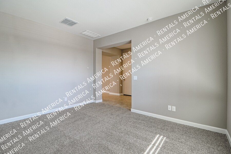 Building Photo - 8482 W Sonoma Way