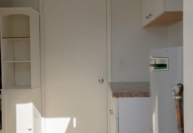 Building Photo - 231 NW 20th St