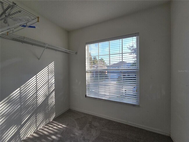 Building Photo - 1645 Algonkin Loop