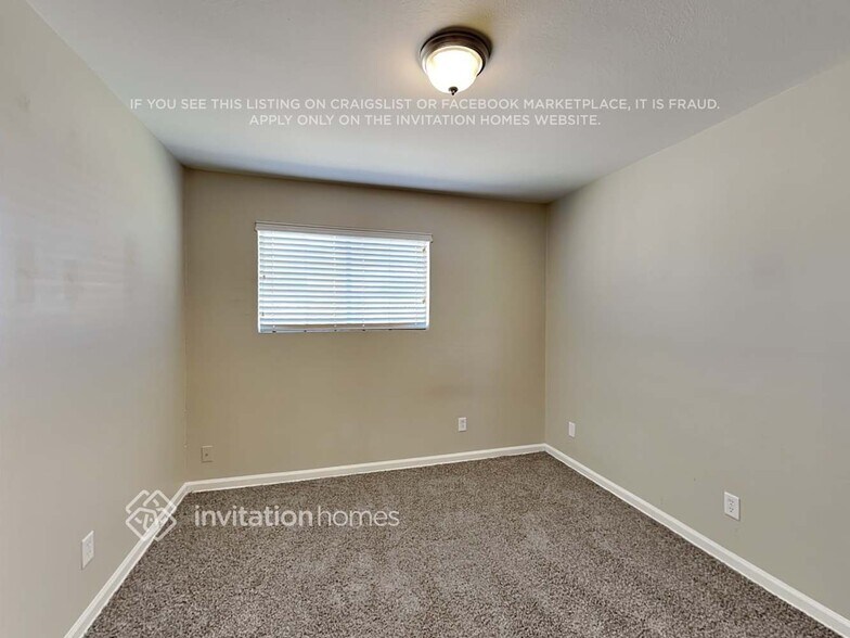 Building Photo - 7723 N 35th Ave