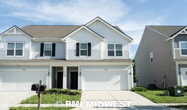Building Photo - 10828 Penwell Wy