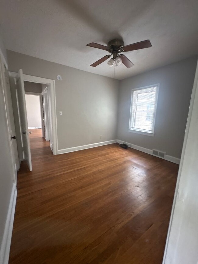 Building Photo - 2179 Edgewood Rd
