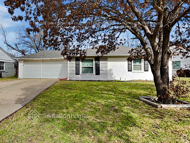 Building Photo - 4136 Winfield Ave