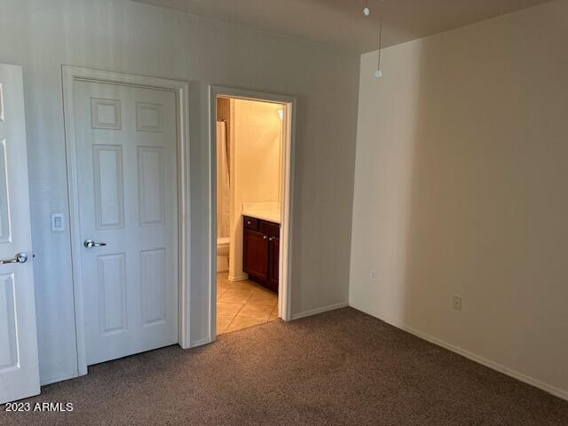 Building Photo - 4925 E Desert Cove Ave